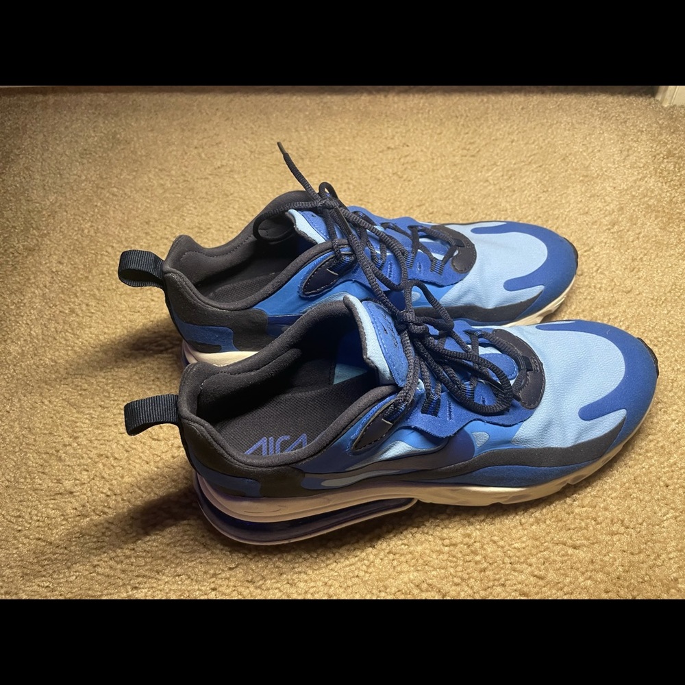 Men’s Nike Air Max React size 8. Perfect condition only worn a few times